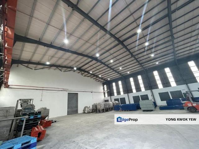 Warehouse for rent in Alam Impian, Selangor