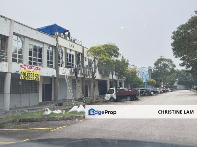 Warehouse for sale in Shah Alam, Petaling