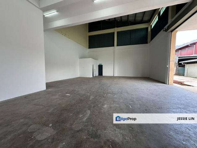 Warehouse for rent in Selayang, Selangor