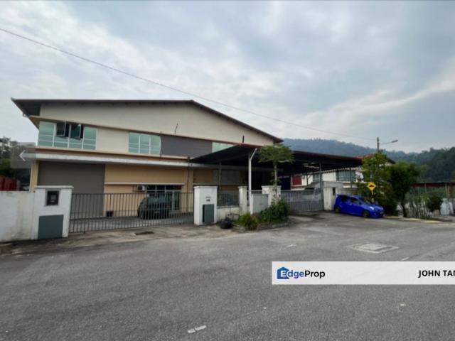 Warehouse for rent in Rawang Industrial Estate, Majlis Perbandaran Selayang