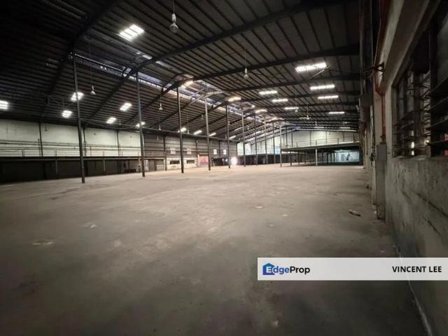 Warehouse for rent in Selayang, Selangor