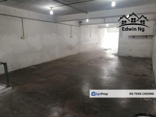 Warehouse for rent in Wellesley, Penang