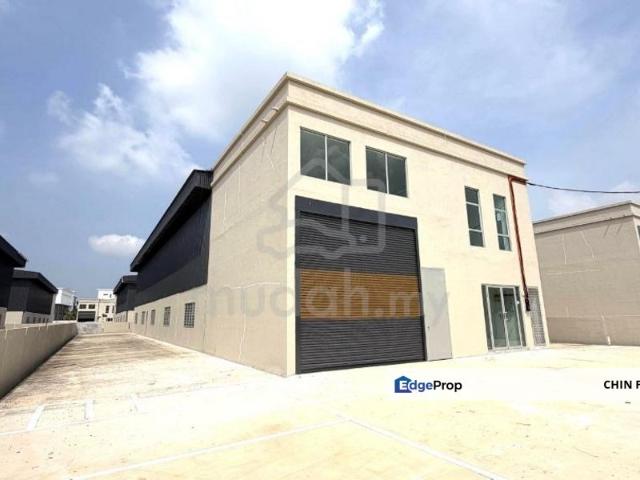 Warehouse for sale in Mukim 16, Tena