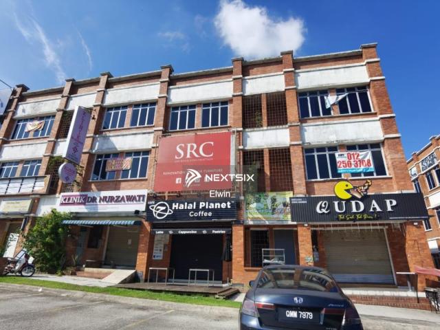 Warehouse for rent in Johor