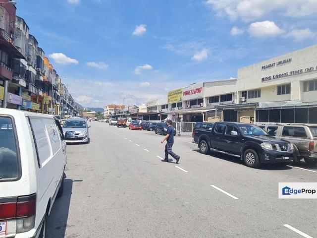 Warehouse for sale in Selayang, Selangor