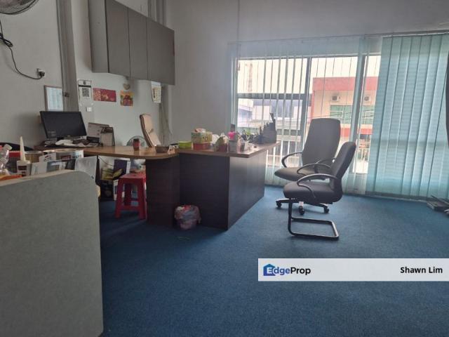Warehouse for rent in Perak