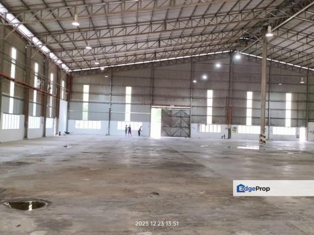 Warehouse for rent in Malaka