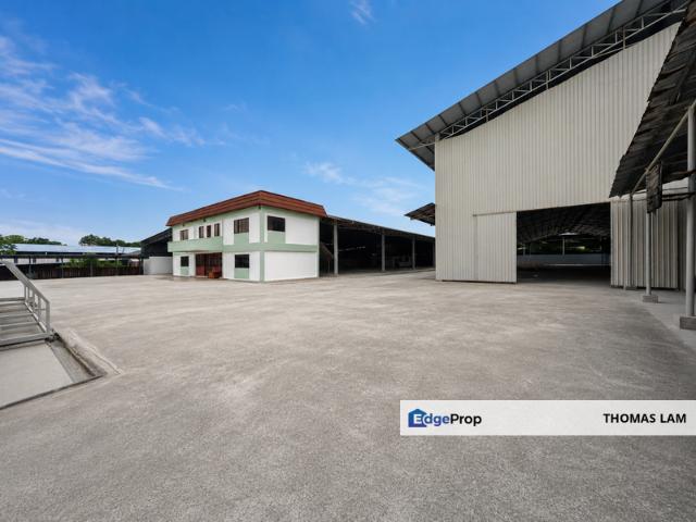 Warehouse for rent in Malaka