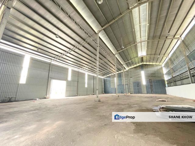 Warehouse for rent in Malaka