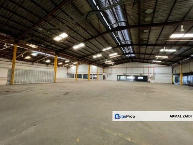 Warehouse for sale in Malaka
