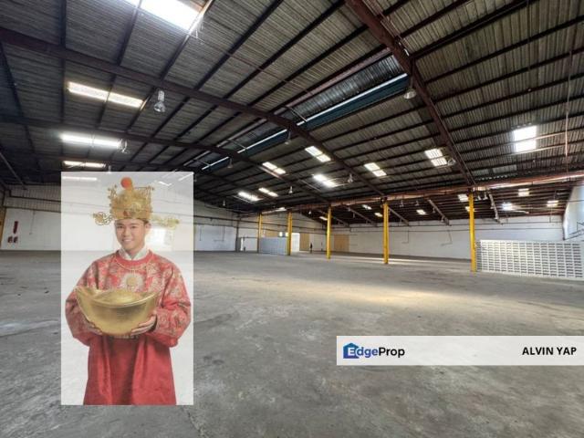 Warehouse for sale in Malaka
