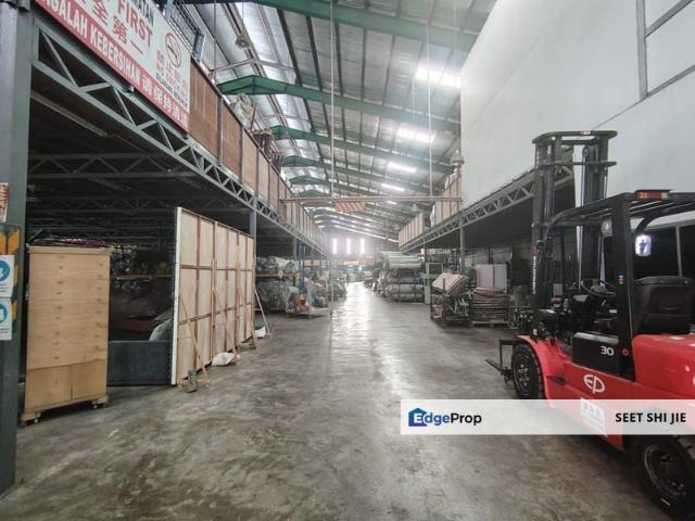 Warehouse for rent in Malaka