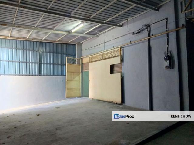 Warehouse for rent in Perak, Tanjong Ipoh