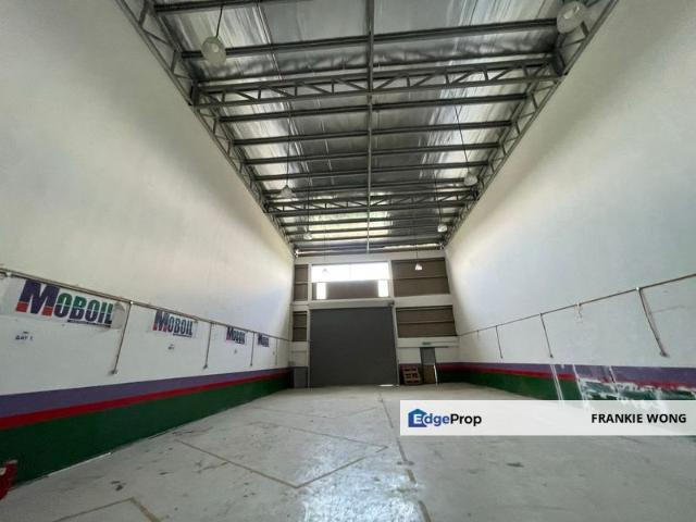 Warehouse for rent in Selayang, Selangor