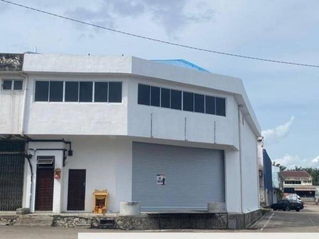 Warehouse for sale in Johor