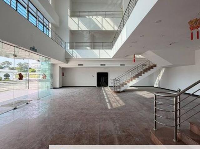 Warehouse for sale in Johor