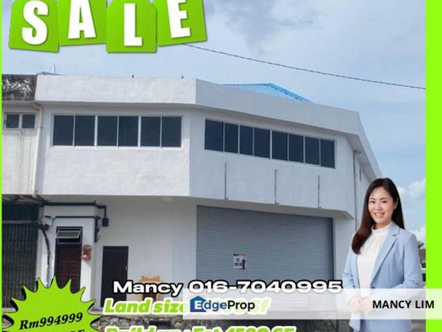 Warehouse for sale in Johor
