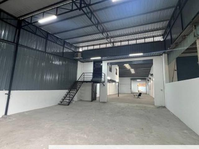 Warehouse for rent in Tebrau, Johor