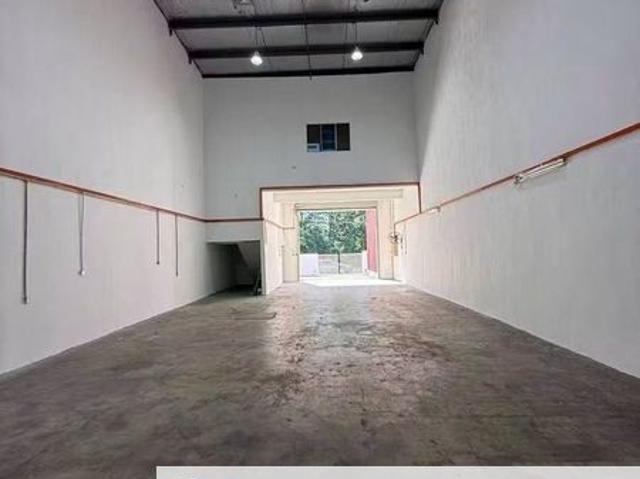 Warehouse for rent in Tebrau, Johor