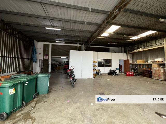 Warehouse for sale in Tebrau, Johor