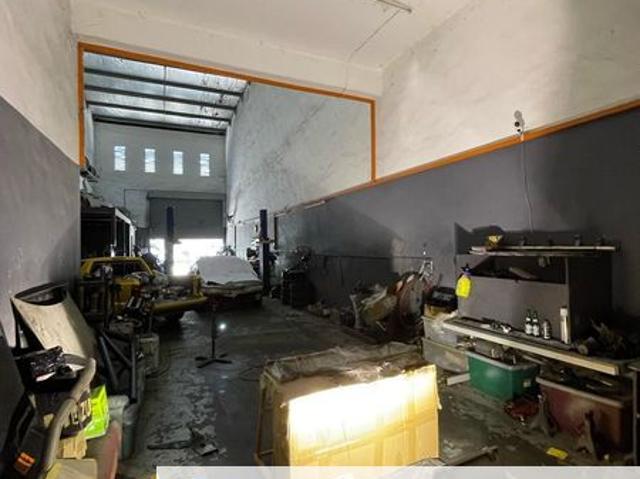 Warehouse for rent in Tebrau, Johor