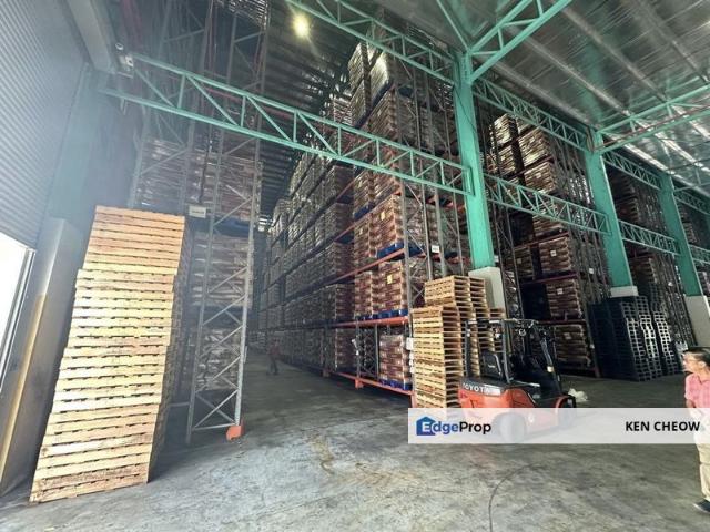 Warehouse for rent in Pasir Gudang, Johor