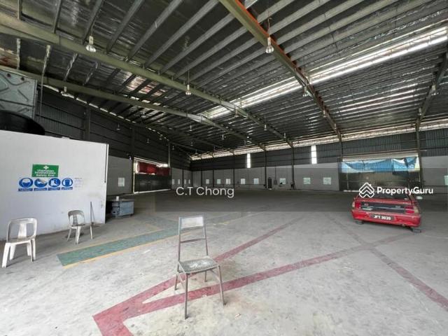 Shop for rent in Johor