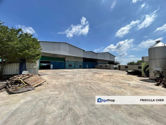Warehouse for rent in Perak