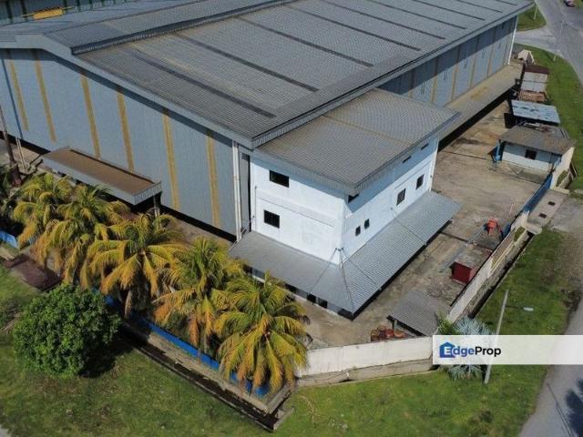 Warehouse for rent in Perak