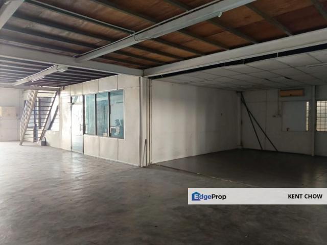 Warehouse for rent in Perak