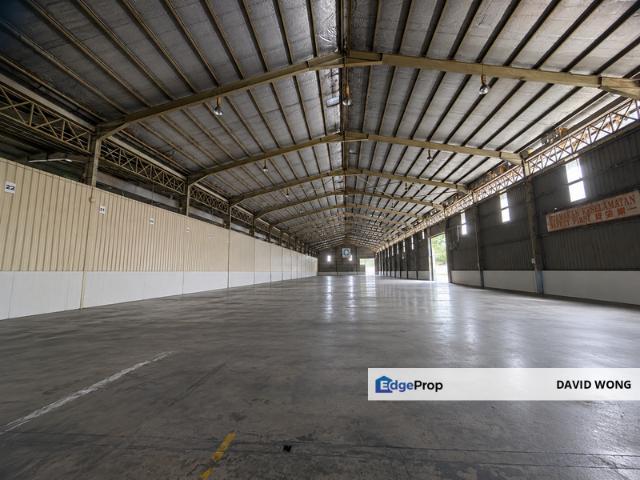 Warehouse for rent in Perak