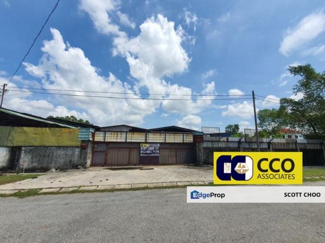 Warehouse for rent in Perak