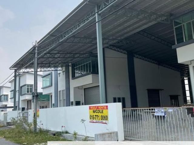 Warehouse for rent in Perak