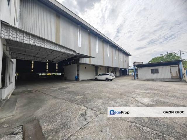 Warehouse for rent in Perak