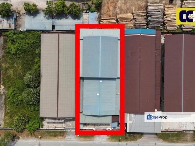 Warehouse for rent in Perak
