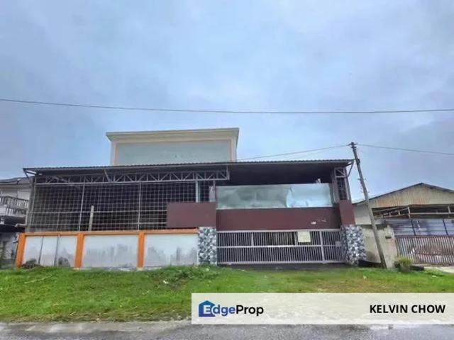 Warehouse for rent in Perak