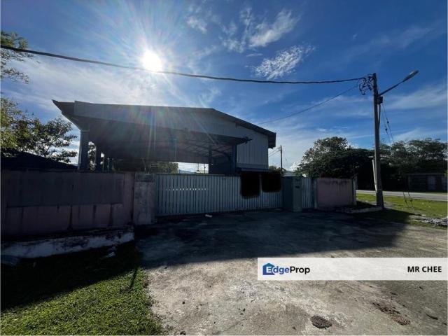 Warehouse for rent in Perak