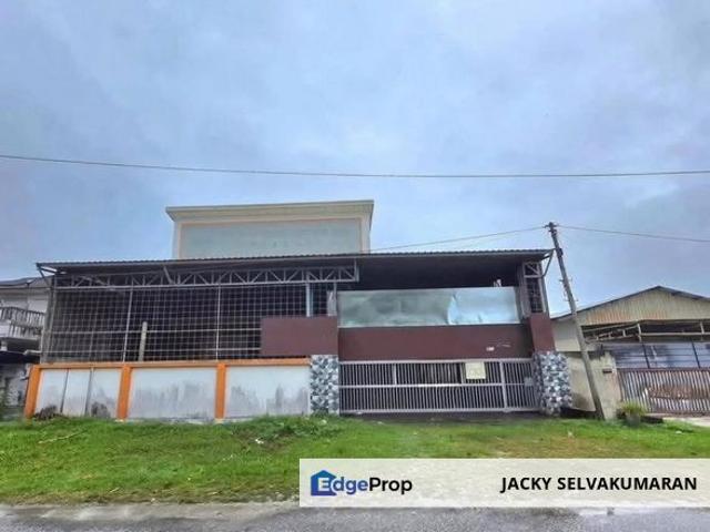 Warehouse for rent in Perak