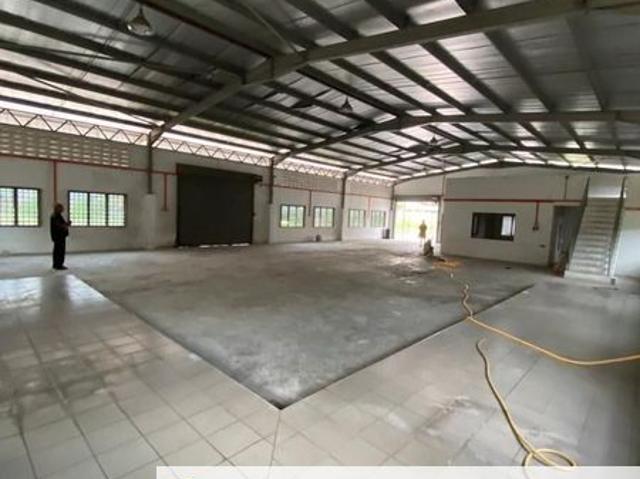 Warehouse for rent in Perak