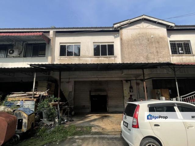 Warehouse for sale in Perak