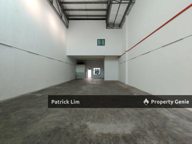 Warehouse for rent in Rembia, Malaka