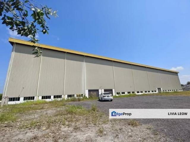 Warehouse for sale in Rembia, Malaka