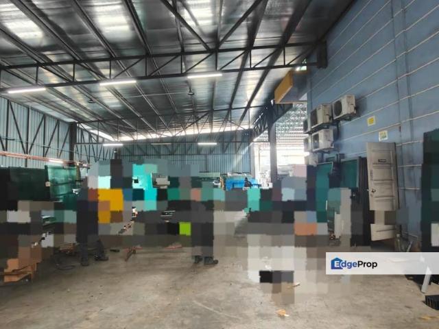 Warehouse for sale in Rembia, Malaka