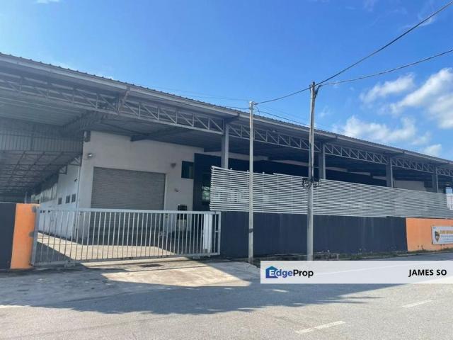Warehouse for sale in Rembia, Malaka