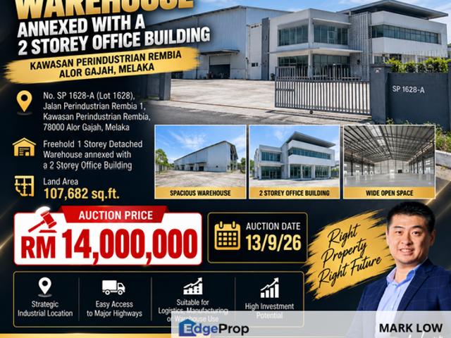 Warehouse for sale in Rembia, Malaka