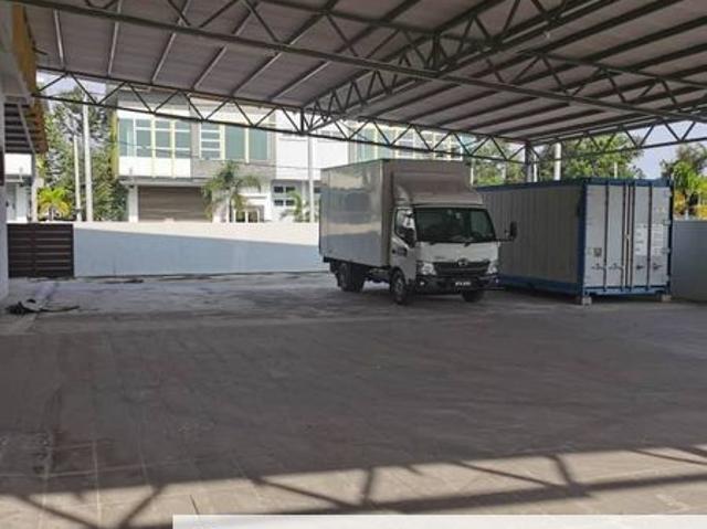 Warehouse for sale in Rembia, Malaka
