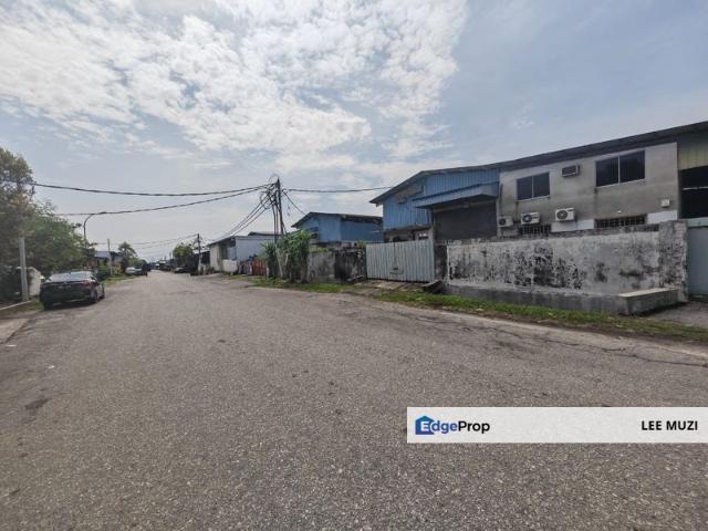 Warehouse for rent in Perak, Lahat