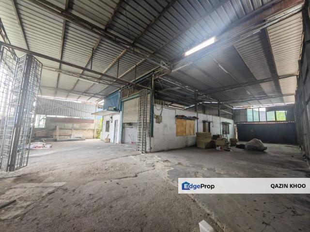Warehouse for rent in Perak, Lahat