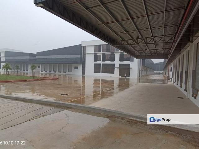 Warehouse for sale in Seelong, Kulai