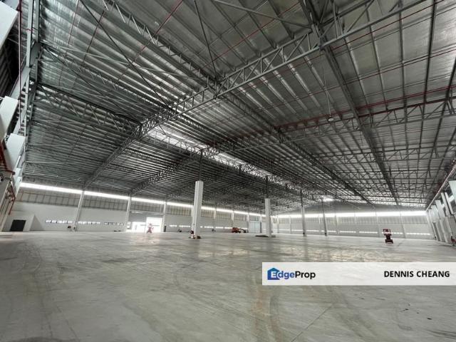 Warehouse for sale in Seelong, Kulai